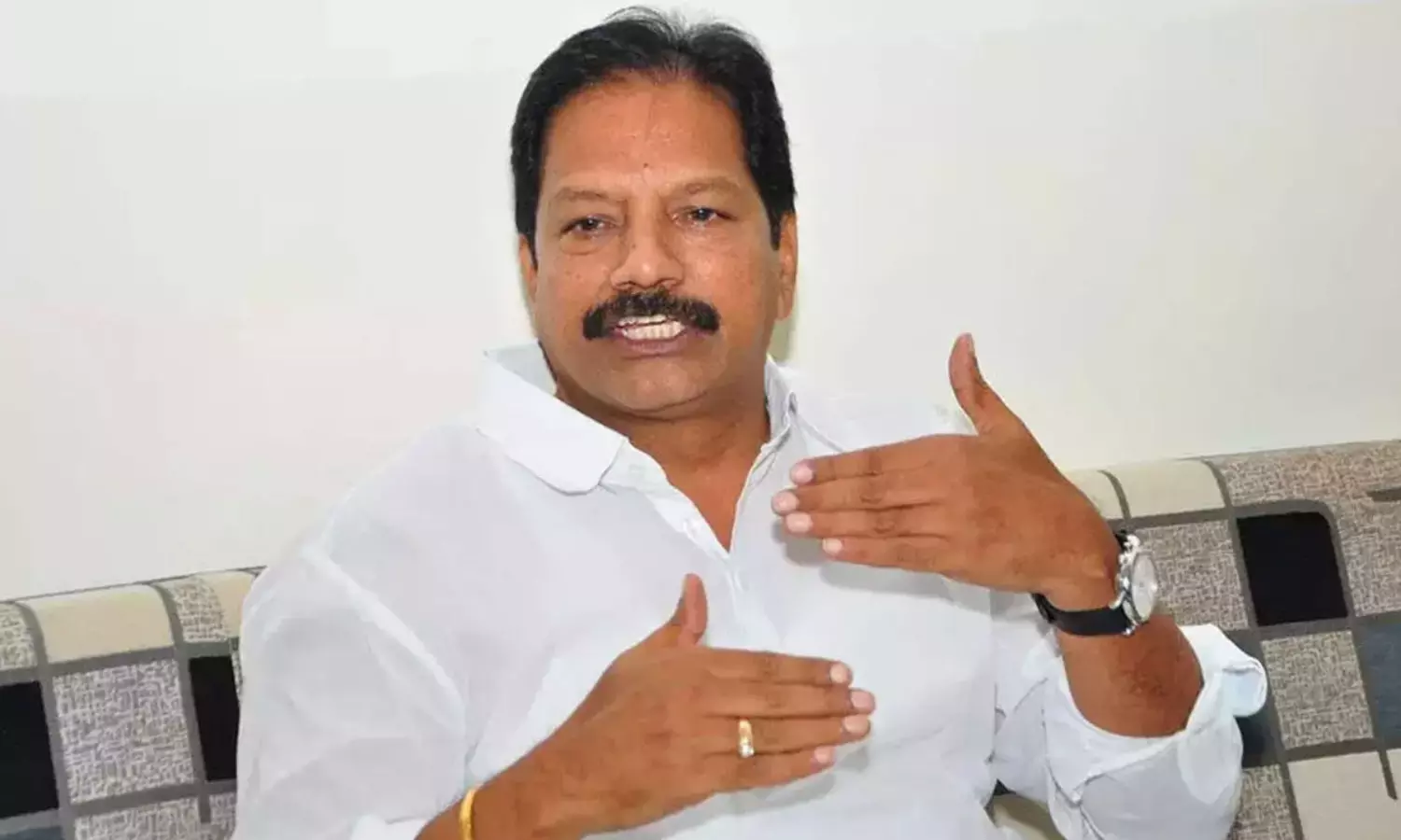 బాపట్లలో రఘుపతి ఎక్కడబ్బా ..! బాపట్లలో రఘుపతి ఎక్కడబ్బా ..!