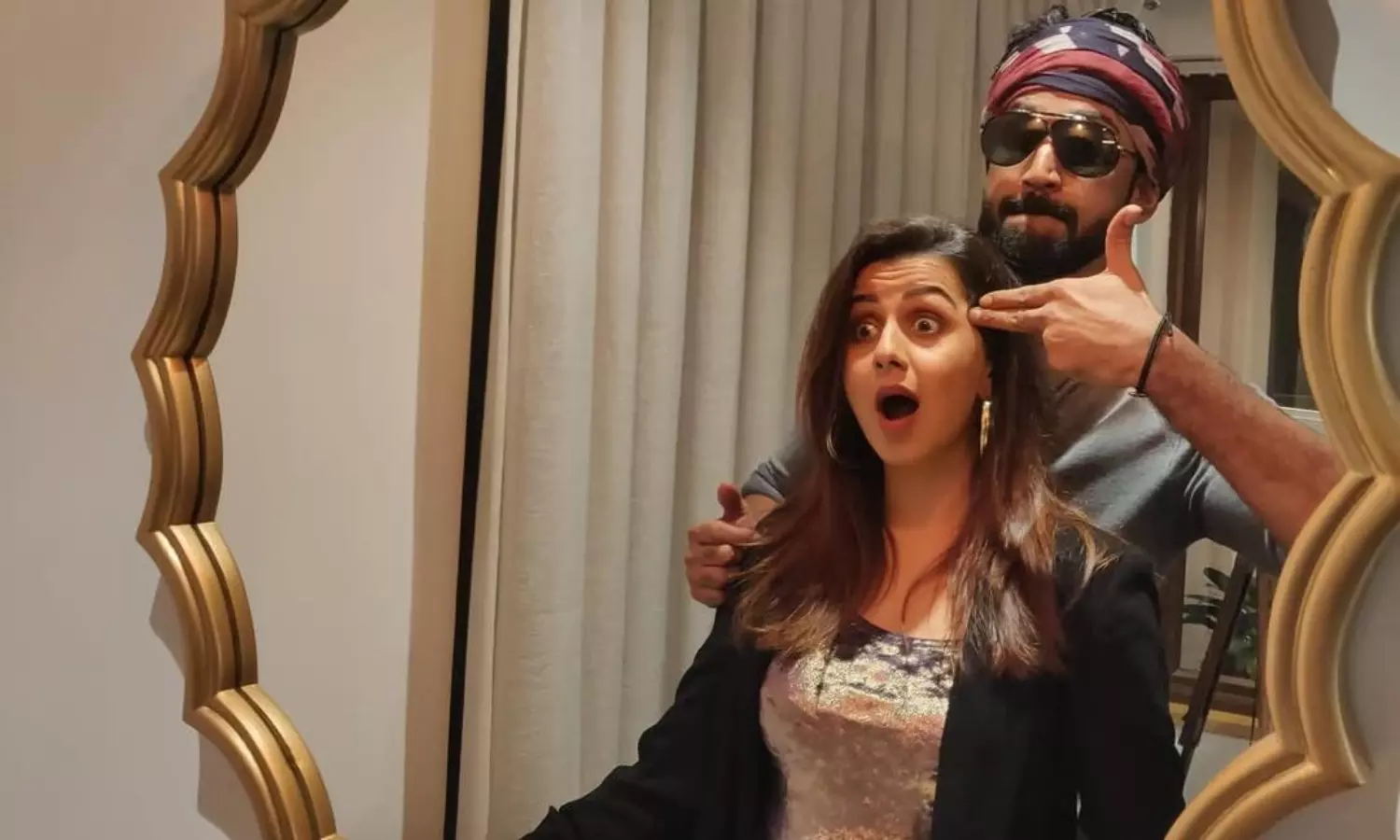 ఎగ్జోటిక్ లొకేషన్లో ఆది- నిక్కీ కపుల్ జాలీ లైఫ్ ఎగ్జోటిక్ లొకేషన్లో ఆది- నిక్కీ కపుల్ జాలీ లైఫ్