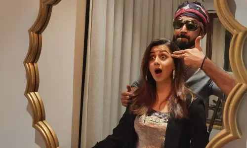 ఎగ్జోటిక్ లొకేష‌న్‌లో ఆది- నిక్కీ క‌పుల్ జాలీ లైఫ్‌