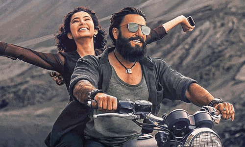 ధురంధర్ తెలుగు రైట్స్ ఎవరికి? అల్లు బాస్ దిగారా?