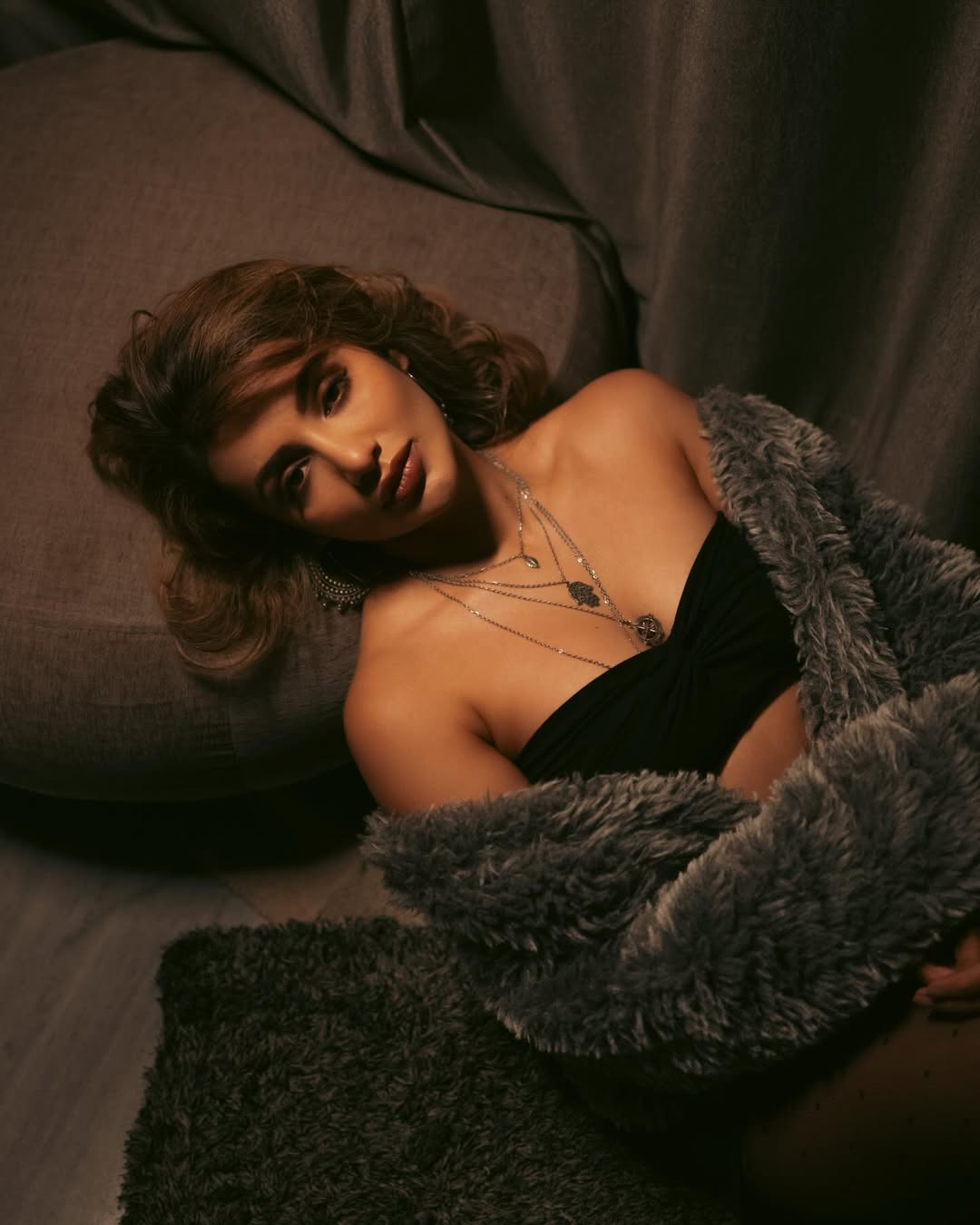 Tejaswi Madivada Stuns In Black Strapless Look Tejaswi Madivada Stuns In Black Strapless Look