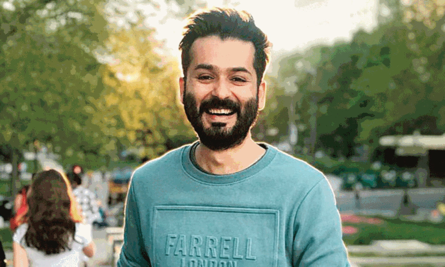 లిరిసిస్ట్ నుంచి బ్లాక్ బస్టర్ డైరెక్టర్ వరకు.. లిరిసిస్ట్ నుంచి బ్లాక్ బస్టర్ డైరెక్టర్ వరకు..