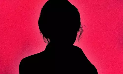 అందరూ అవ‌కాశ వాదులే అంటోన్న న‌టి!