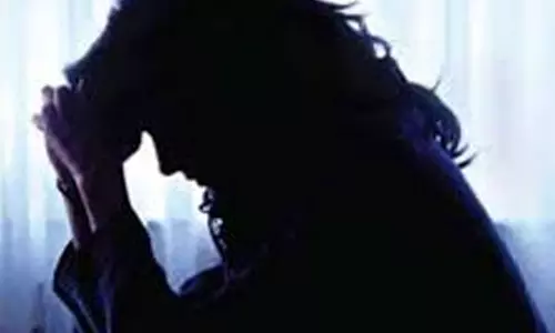 లైంగిక దాడి కేసులో నటికి ఊరట.. బాధితురాలికి అండగా నిందితుడి భార్య