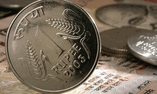 ఆగని పతనం.. ఆల్ టైమ్ కనిష్ఠానికి రూపాయి