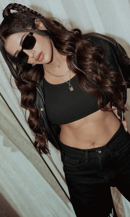 Tollywood Actress Rashi Singh showcases fierce style and confidence