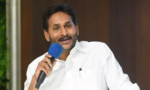 ఇయర్ ఎండింగ్ లో జగన్ మెరుపులు