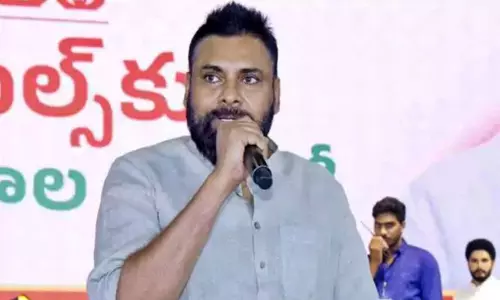 జగన్ నోటి నుంచి వచ్చే మాటల్ని పవన్ క్షుణ్ణంగా వింటున్నారా?