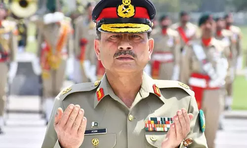 మునీర్ ని అడకత్తెరలో పోక చెక్క చేస్తోన్న ట్రంప్.. ఇదిగో ప్రూఫ్!