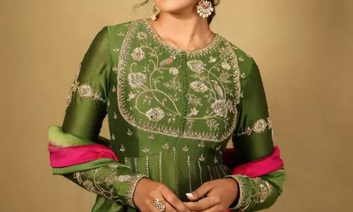 Graceful in Green: Dimple Hayathis Ethereal Ethnic Look