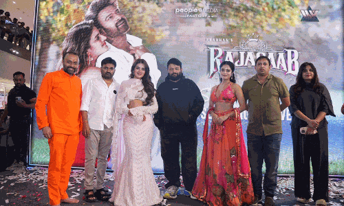 ప్రభాస్ రాజాసాబ్.. విశ్వప్రసాద్, తమన్ అదిరే అప్డేట్స్..