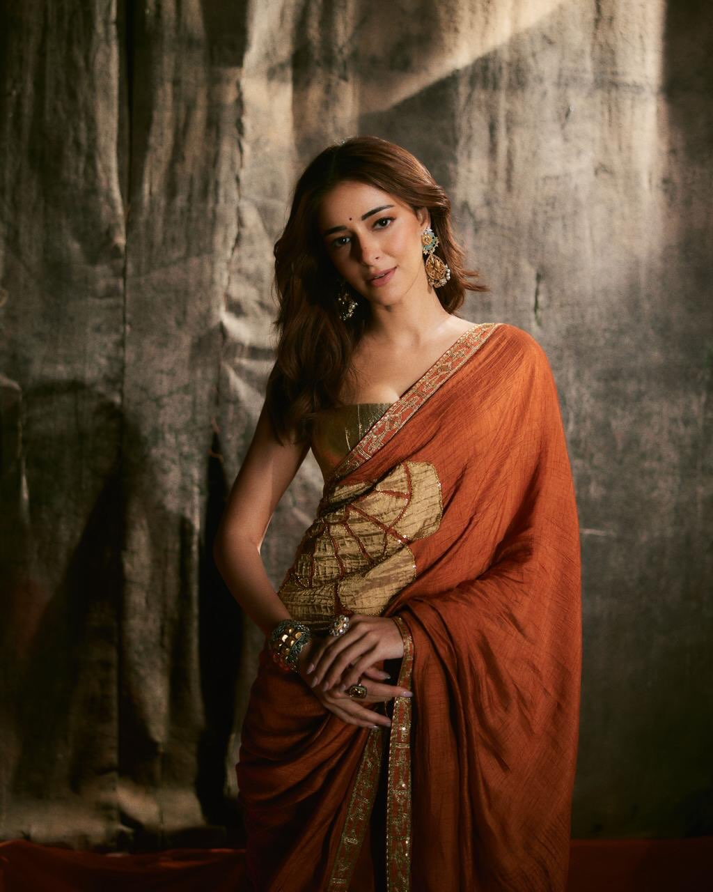 Ananya Pandays Elegant Sari Look Goes Viral Ananya Pandays Elegant Sari Look Goes Viral