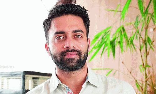 పెర్త్ లో సోద‌రి ఇంట్లో న‌టుడు!