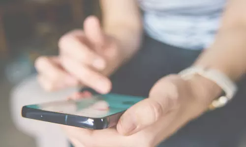 సోషల్  మీడియా డిటాక్స్  లో పాల్గొనండి... రిజల్ట్  ఇలా ఉంటుంది చూడండి!