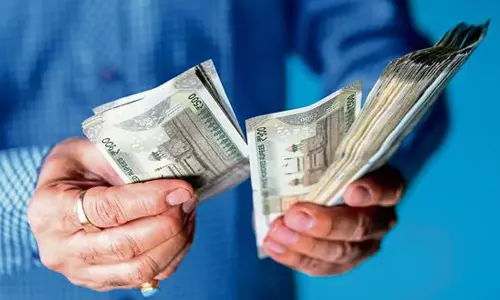 పని వర్సెస్  జీతం... భారత్  లో పనివేళల గురించి దిగ్భ్రాంతికర నిజం!