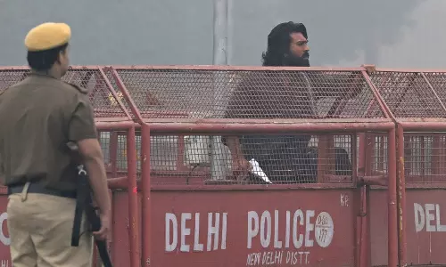 రాష్ట్రపతి భవన్ కు చేరుకున్న పెద్ది టీమ్.. కారణం?