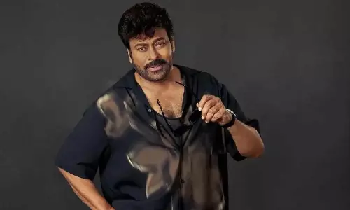 చిరు ఆ ఇద్ద‌రిలో ఎవ‌రితో స్టార్ట్ చేస్తాడు?