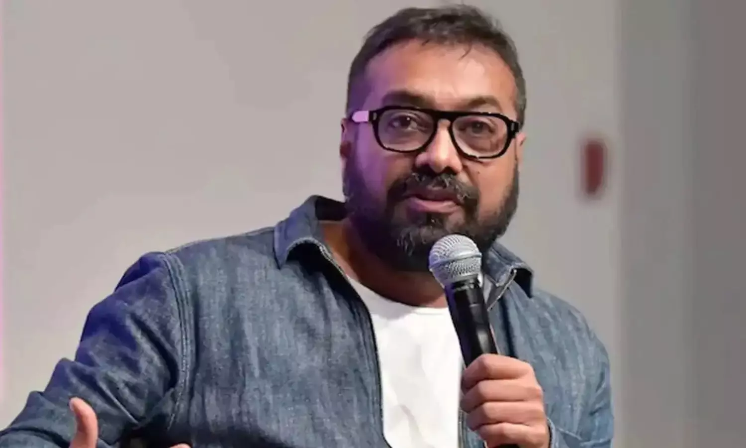 సుజీత్‌ను ఇరుకున పెట్టేసిన గ్రేట్ డైరెక్టర్