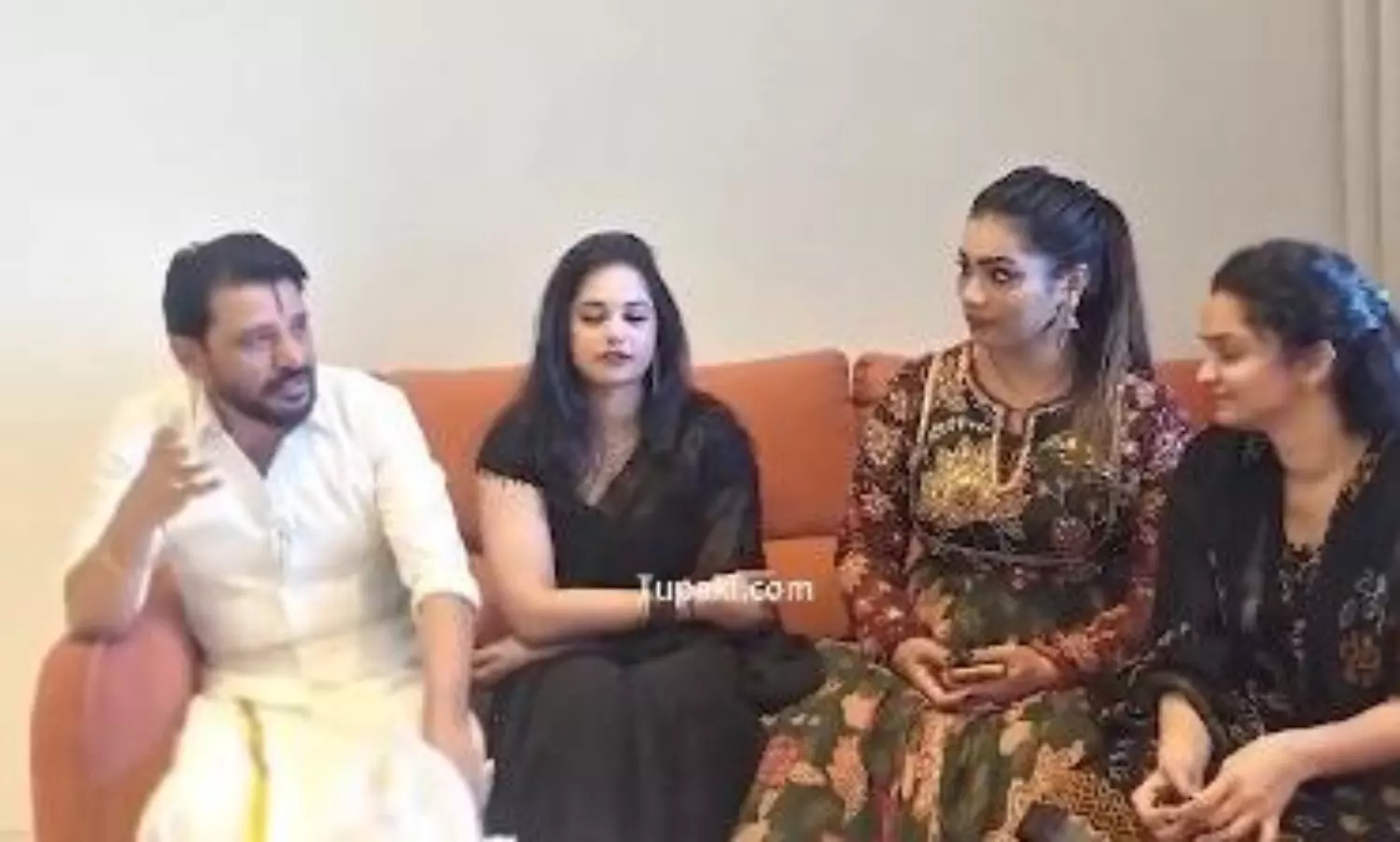 రమ్యకు బిగ్ బాస్ లో అన్యాయం.. ఫైనల్ రావాల్సింది.. దువ్వాడ సంచలన కామెంట్స్