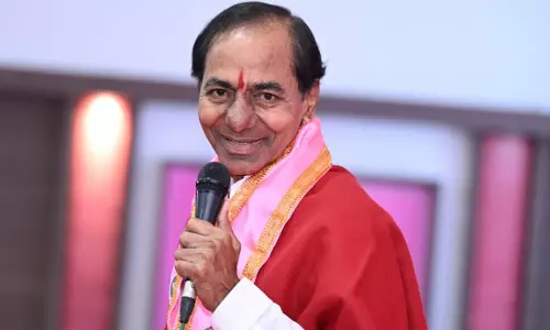 ఇక నుంచి కధ వేరేనట ...కేసీఅర్ సడెన్ ఎంట్రీ వెనక ?