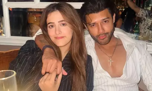 గాయ‌కుడిని పెళ్లాడుతున్న‌ కృతి స‌నోన్ సోద‌రి