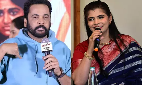 జీన్స్ ఎందుకు? శివాజీ ధోతీ వేసుకోవాలిగా? శివాజీ ‘సామాను’ వ్యాఖ్యలపై వివాదం