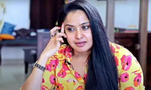 చివరి నిమిషంలో సెట్స్ లోనే చనిపోతా.. ప్రగతి మరోసారి స్ట్రాంగ్ కౌంటర్