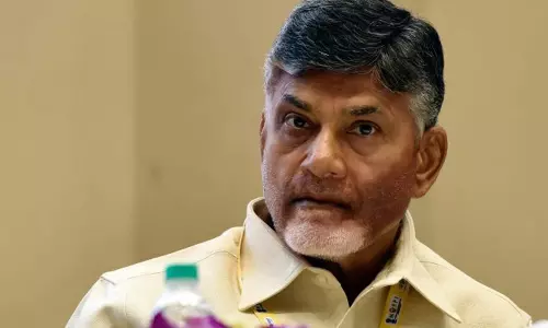 ప్రధానిగా చంద్రబాబు.. యూట్యూబర్లకు భలే మంచి కంటెంట్!