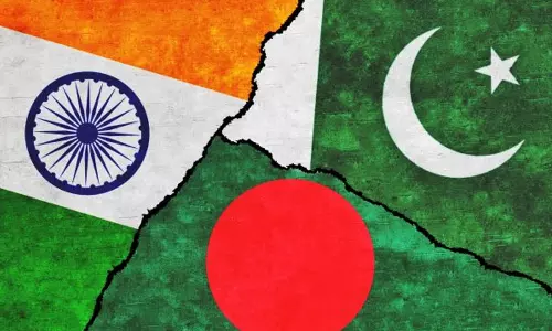 ఢాకాకు క్యూ కడుతున్న  పాక్  పెద్దలు.. ఆ ప్రయత్నం కోసమేనా..!