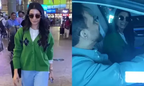 సామ్ ముసి ముసి న‌వ్వుల వెన‌క మ‌త‌ల‌బు?