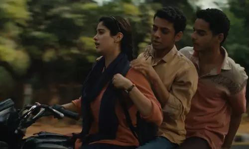 ఆస్కార్ ఎంట్రీ మూవీకి కాపీ చిక్కులు!