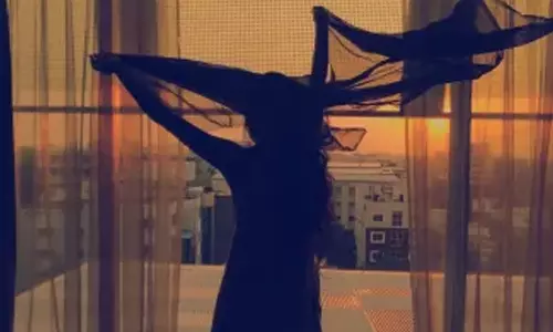 లైకులు చూసి తెగ ఫీలైపోయే న‌టి!