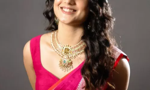 Ritika Nayaks Magenta Saree Look You Need to See