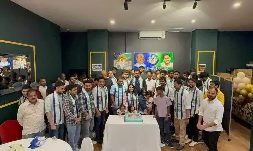 ఆస్ట్రేలియాలోనీ మెల్బోర్న్లోలో ఘనంగా జరిగిన జగన్ మోహన్ రెడ్డి గారి పుట్టిన రోజు వేడుకలు