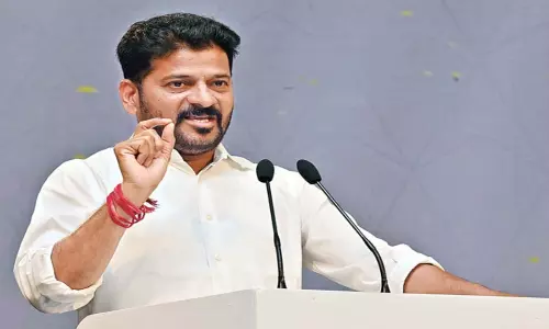 తోలు తీస్తా మాటకు.. నోటితోనే తాట తీసిన రేవంత్