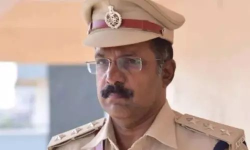 భీమవరం డీఎస్పీపై బదిలీ  వేటు.. పవర్ పని చేసిందా..!