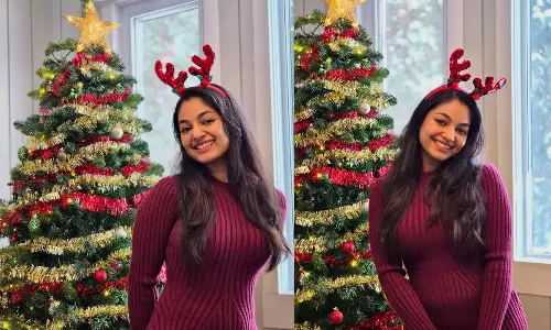 సింపుల్ లుక్ లో మనసు దోచుకుంటున్న ఇవానా!