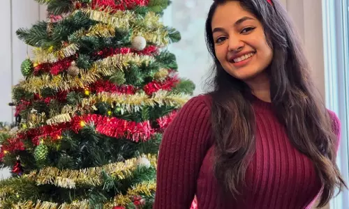 Ivana Celebrates Christmas in Stylish Purple Mini Dress