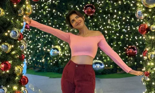 Iswarya Menon Spreads Holiday Cheer in a Chic Pink Top