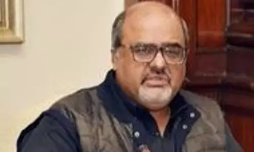 పాక్  ను వదిలినా మునీర్  వదలడం లేదు.. యూకేలో ముక్కు పగిలింది!