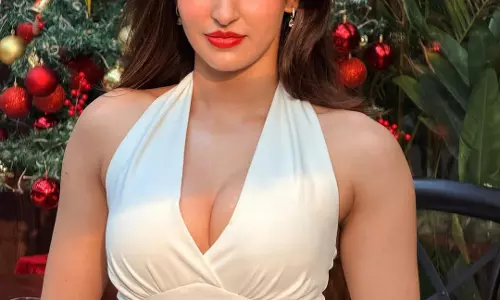 Sakshi Malik Stuns in White as She Celebrates Christmas in Mumbai
