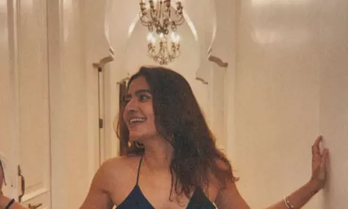 Rukshar Dhillon captures pure bliss in navy blue halter dress