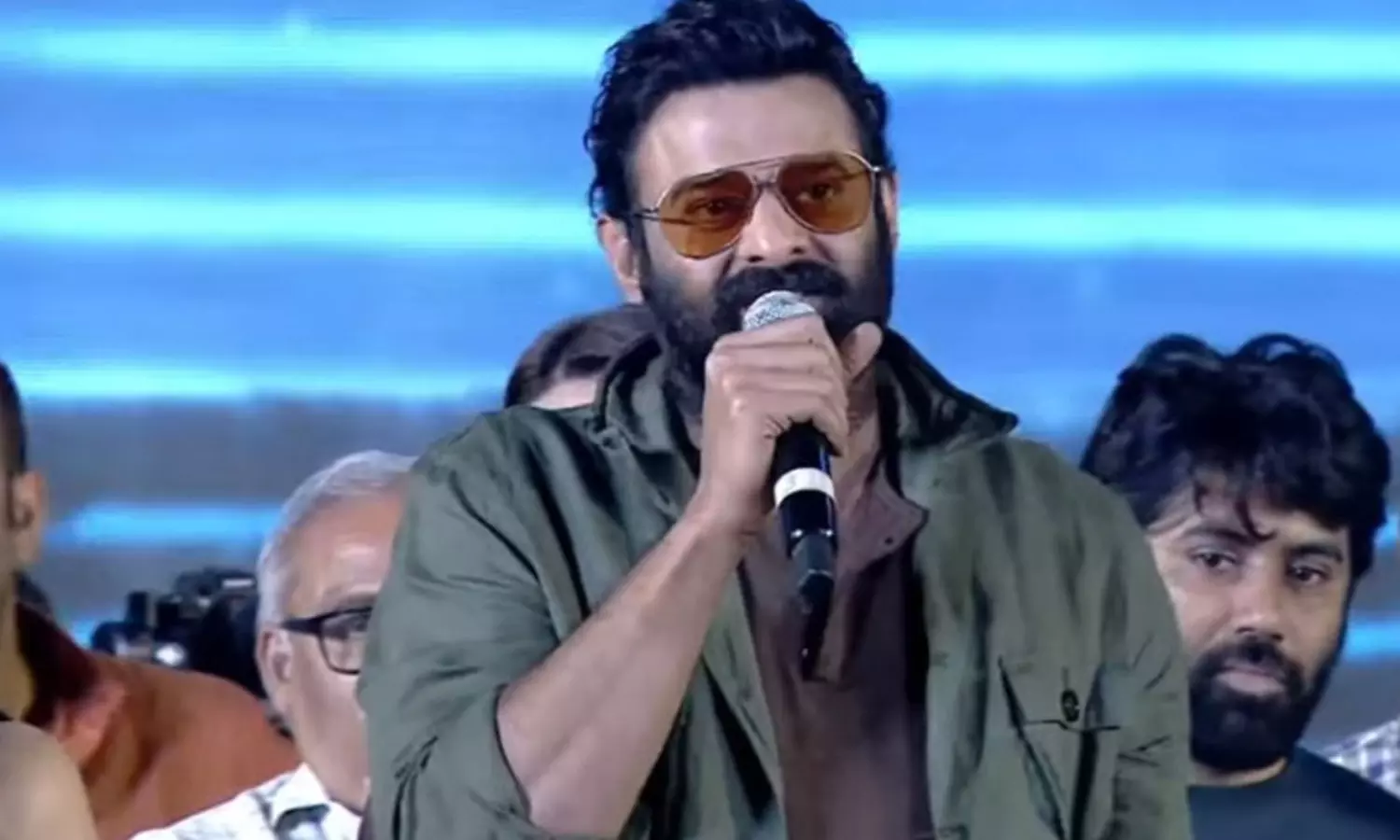 మెగాస్టార్‌కి రెస్పెక్ట్.. హార్ట్‌ని ట‌చ్ చేసావుగా డార్లింగ్!