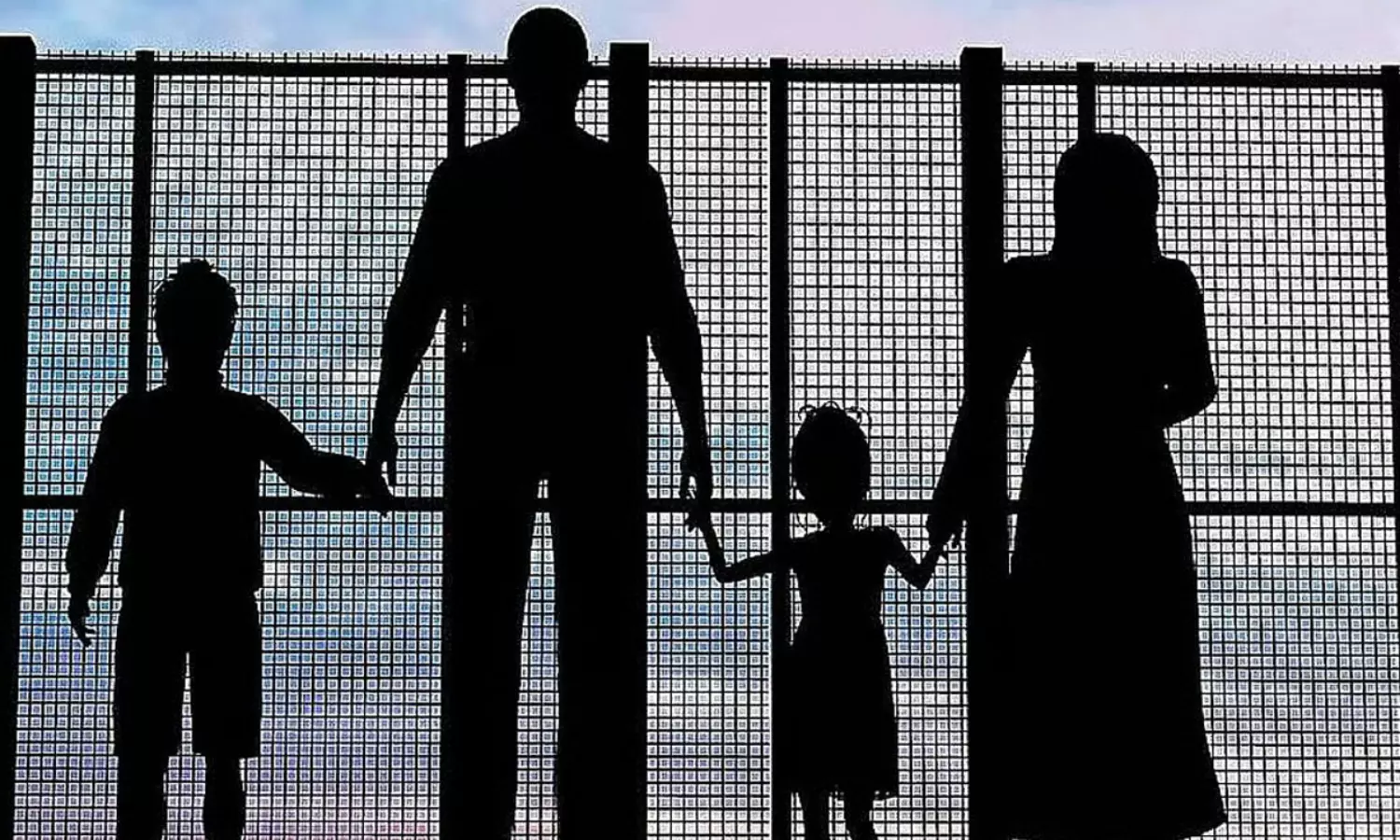 ఇంటా.. బయటా.. సవాలే! భారతీయ వలసల అంపశయ్య ఆట ఇంటా.. బయటా.. సవాలే! భారతీయ వలసల అంపశయ్య ఆట