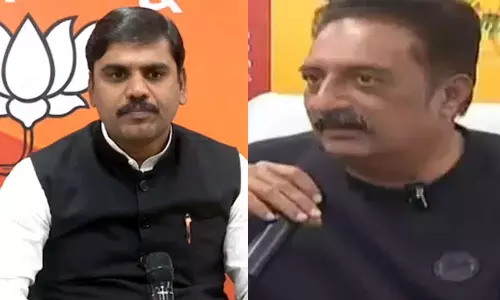 ఆర్ఎస్ఎస్ కి ప్రకాష్ రాజ్ సవాల్....కాలిందా అంటూ సెటైర్లు