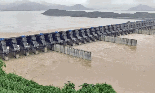 పోలవరం ప్రాజెక్టుకు ఆయన పేరు....కూటమి కీ డెసిషన్ ?