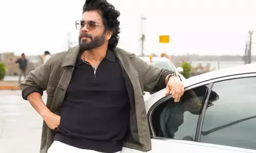 కింగ్100లో కూలీ లుక్ లో నాగ్