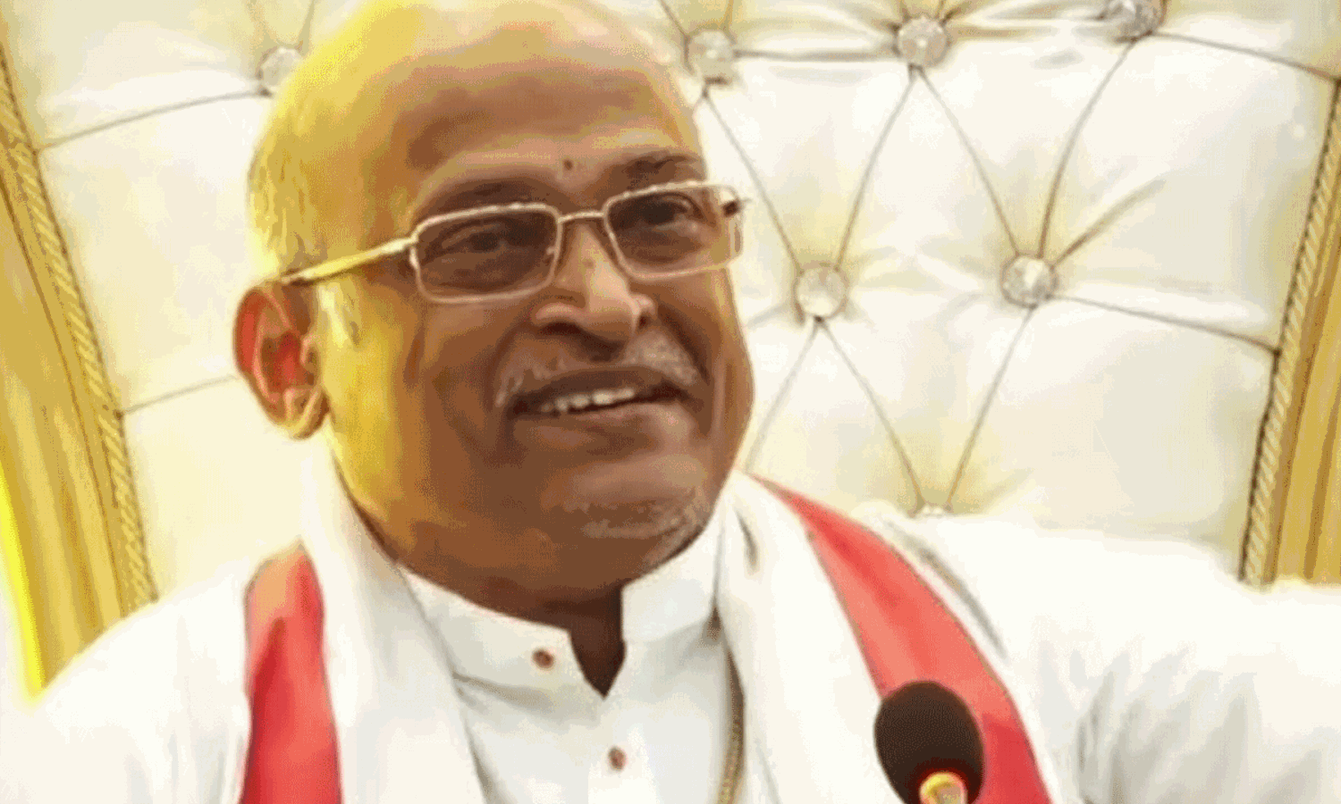 సోషల్ మీడియా రచ్చపై గరికపాటి సీరియస్.. ఆ ఆరోపణలకు చెక్