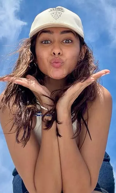 Mrunal Thakur Spreads Joy in Playful Candid Photo