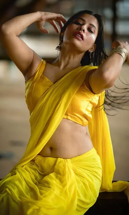 Peaceful Side of Shalini Chauhan Captured in Natural Light